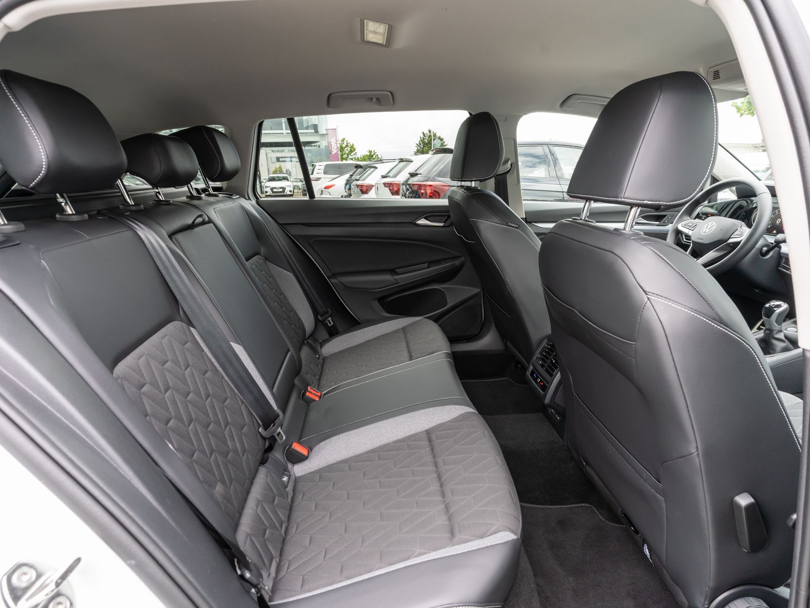 Volkswagen Golf - Bild 8