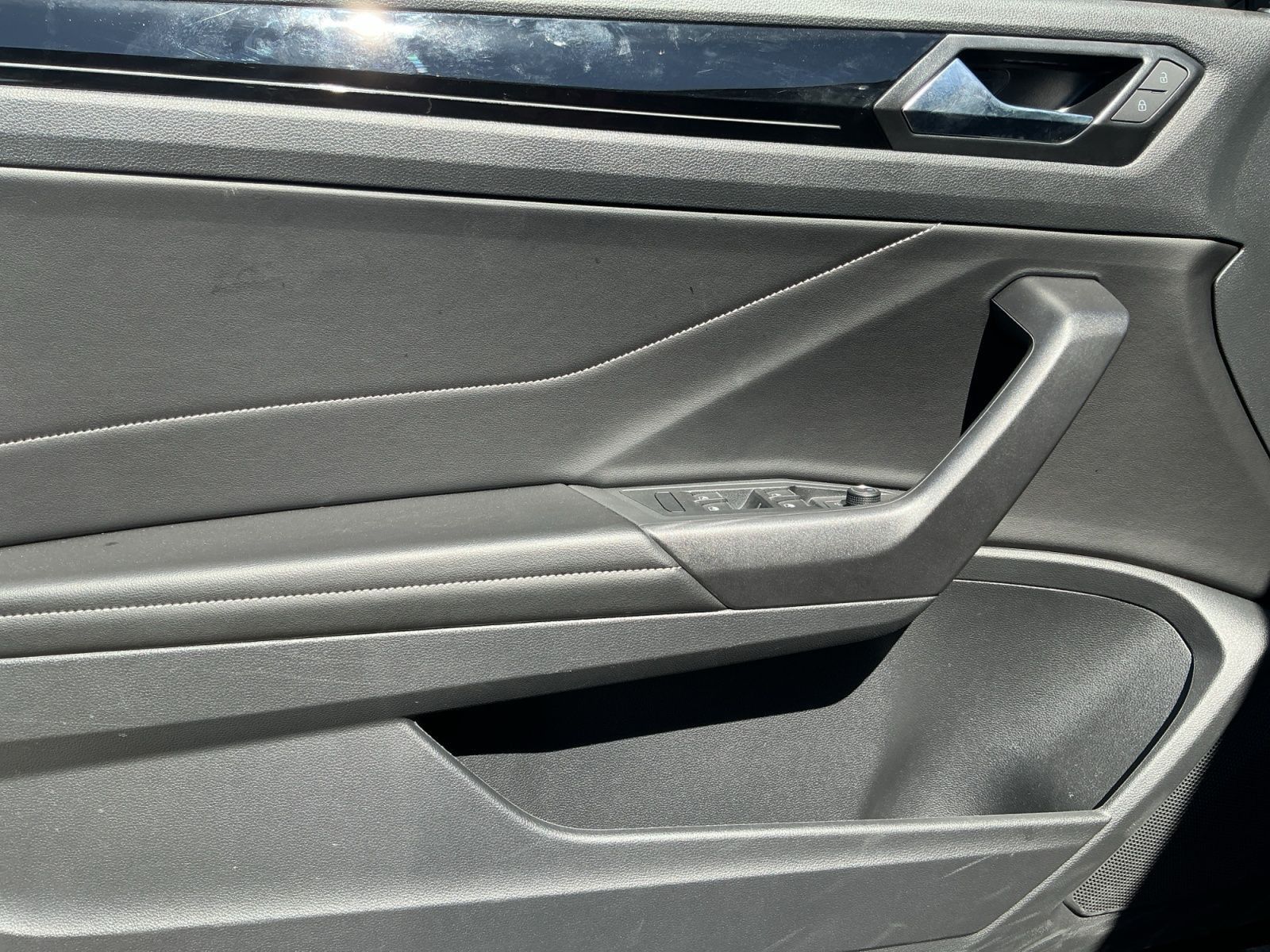 Volkswagen T-Roc - Bild 15