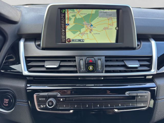 Fahrzeugabbildung BMW 220i Active Tourer M Sport+M Fahrwerk+LED+Navi
