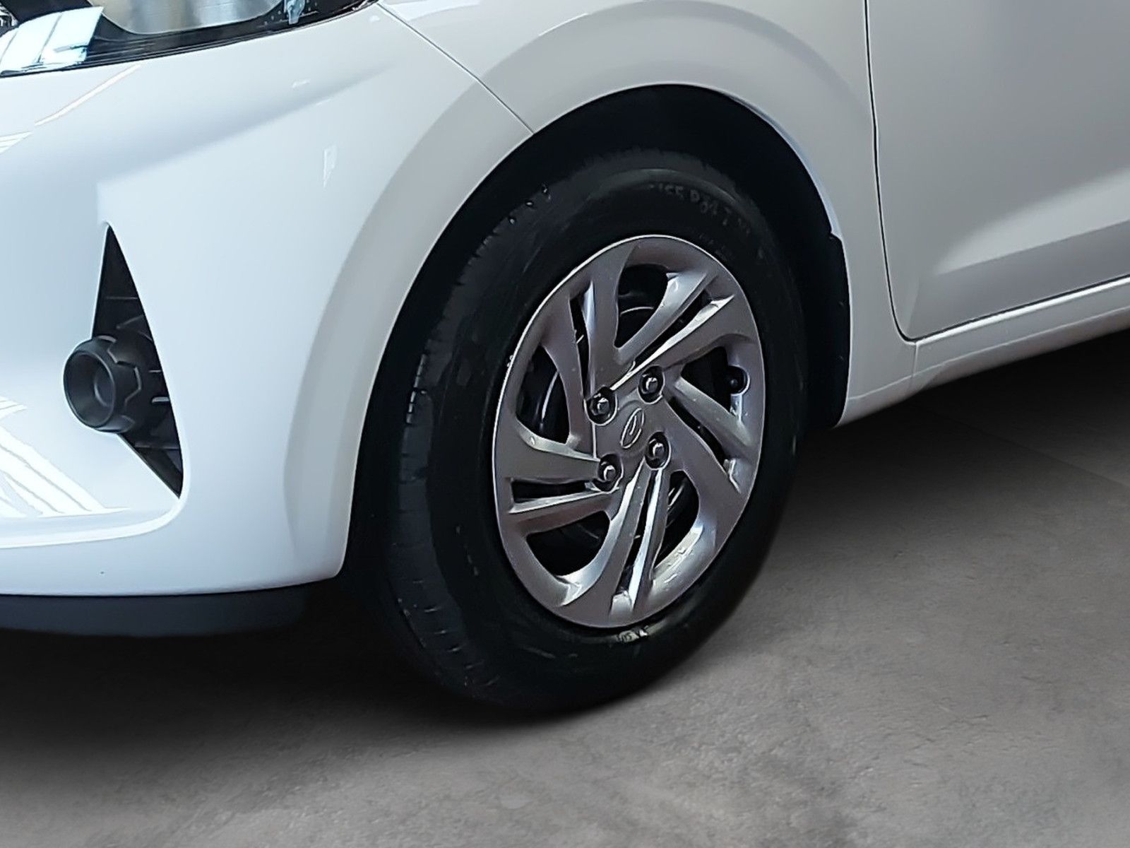 Fahrzeugabbildung Hyundai i10 1,0 Select Navi Mj.25 63PS