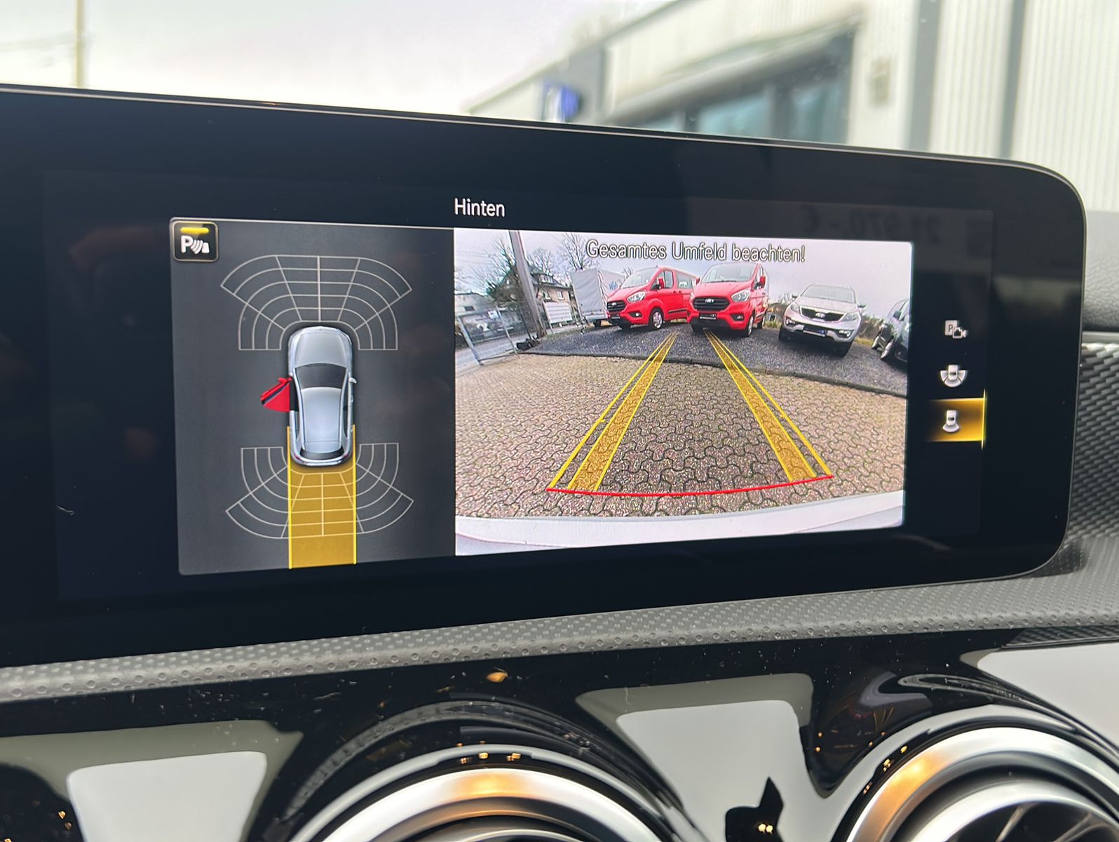 Fahrzeugabbildung Mercedes-Benz A 180 d 8G-DCT Advanced