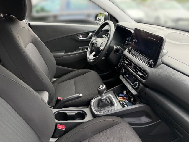 Fahrzeugabbildung Hyundai KONA 1.0 Trend 2WD +NAVI+RFK+KLIMA+PDC+TEMPOMAT+
