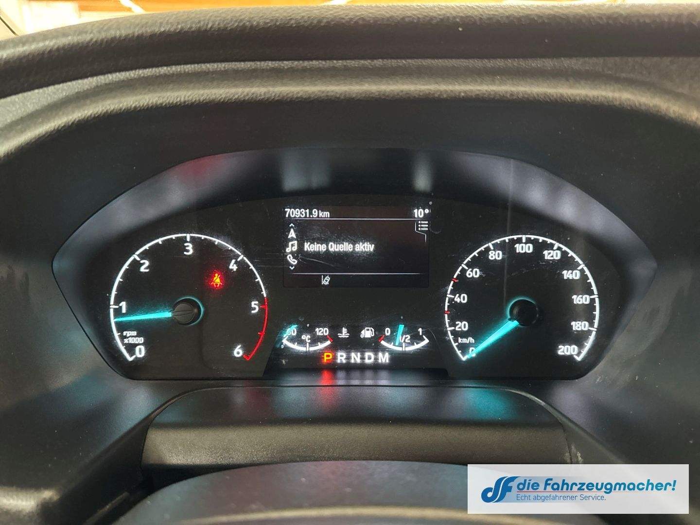 Fahrzeugabbildung Ford Transit Custom Kasten 300 L2 Trend AHK Navi Appl