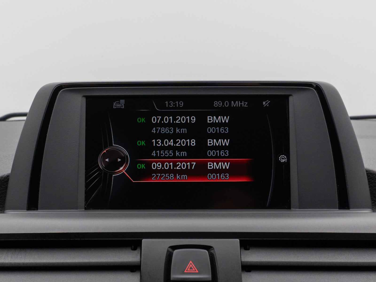 Fahrzeugabbildung BMW 118d Advantage PDChint Sitzhzg Geschwindigkeits