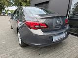 Opel Astra J Lim. 4-trg. 1.6 Edition - Opel Astra: Limousine, J