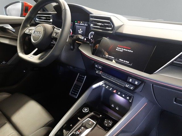 Fahrzeugabbildung Audi A3 Limousine 35TFSI Leder SONOS Pano Matrix 18"