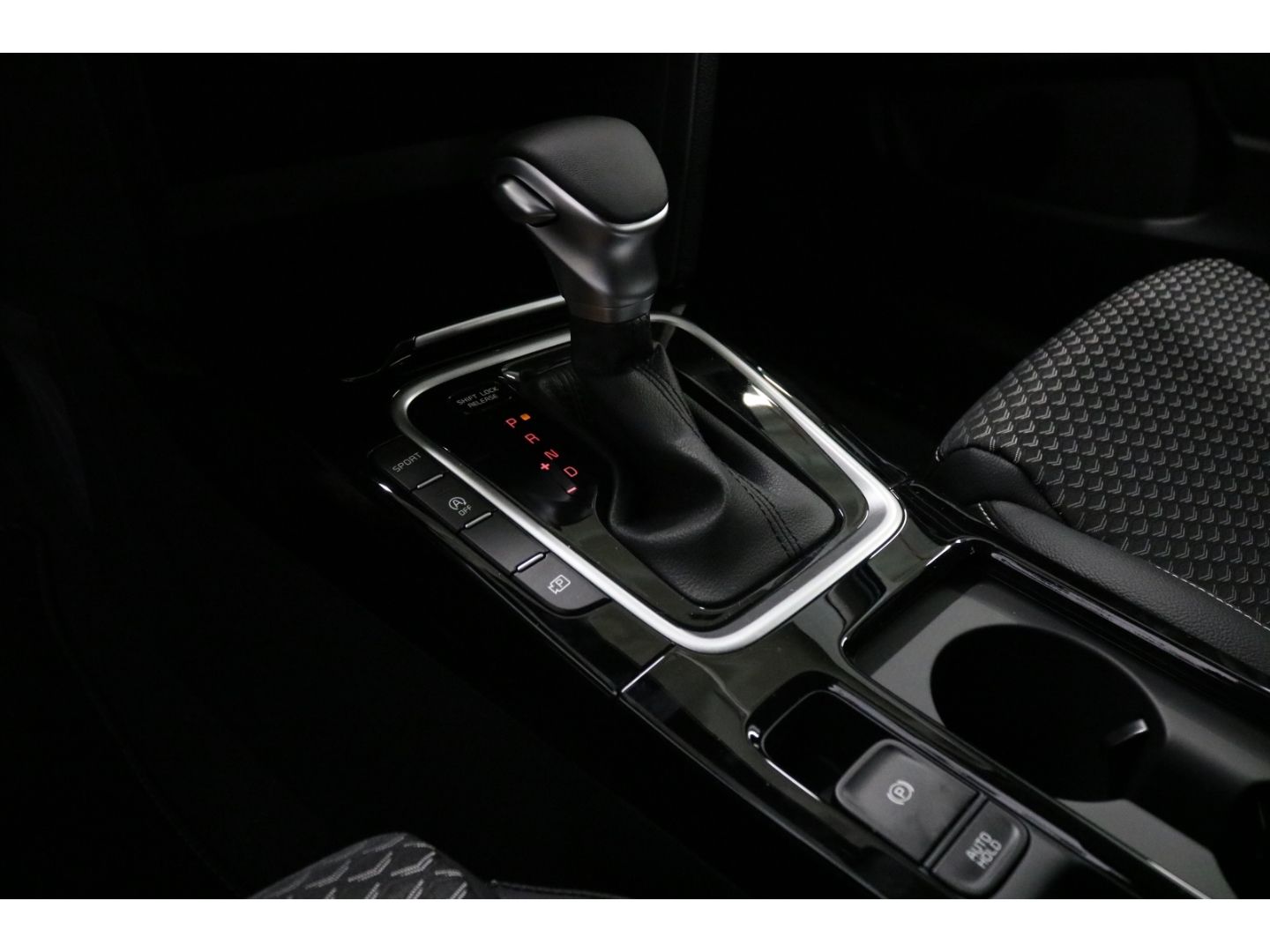 Fahrzeugabbildung Kia XCeed Spirit 1.4 T-GDI JBL Kamera LED Tempomat