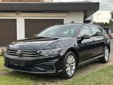 Volkswagen Passat Variant GTE1,4TSI-Hybrid-Automatik- - Volkswagen Passat Variant in Bonn