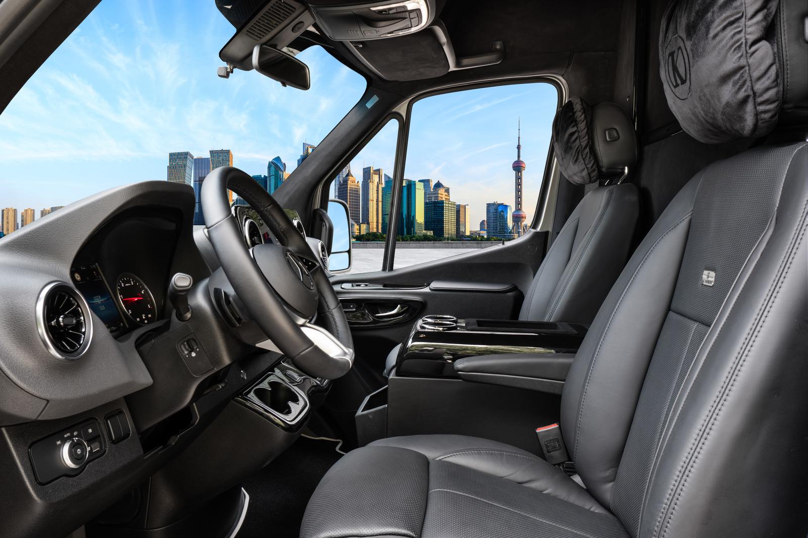 Mercedes-Benz Sprinter 519 - VIP luxury performance 2026