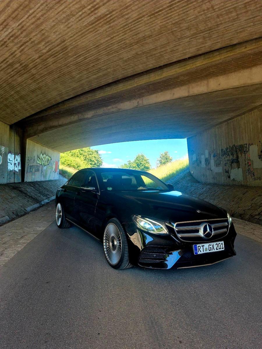 Mercedes-Benz E 220