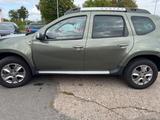 Dacia Duster I Laureate 4x2 - Dacia Duster: Grün