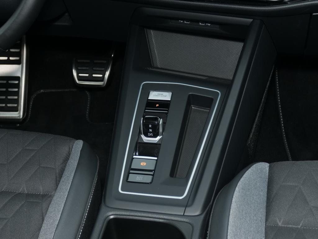 Volkswagen Golf - Bild 11