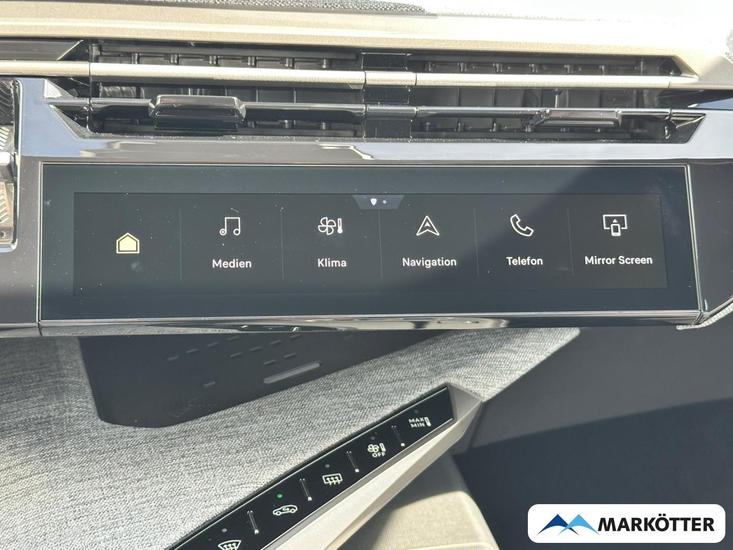 Peugeot 3008 GT Plug-In Hybrid 225 AHK/360°/Massage/Pano