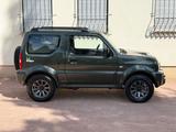 Suzuki Jimny 4x4 erst 45Tkm GRÜN ALU 1.HAND AHK - gebrauchte Suzuki Jimny aus dem Jahr 2017