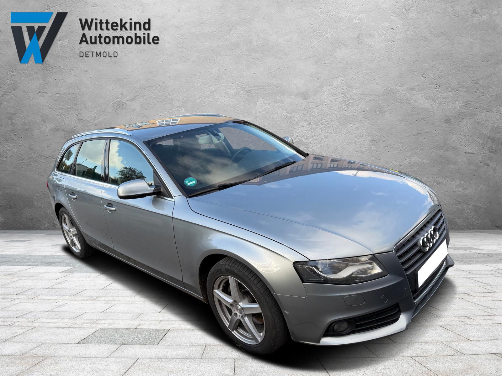 Audi A4 2010 — rear view