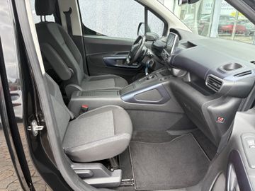 Fahrzeugabbildung Peugeot Rifter Allure L2 Aut. PDC 7 Sitze DAB uvm.