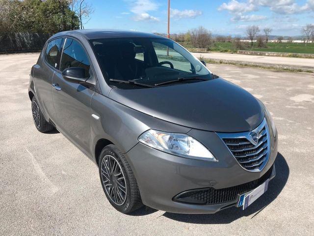 Lancia Ypsilon 1.2 benzina /GPL 69 CV Ecochic Si