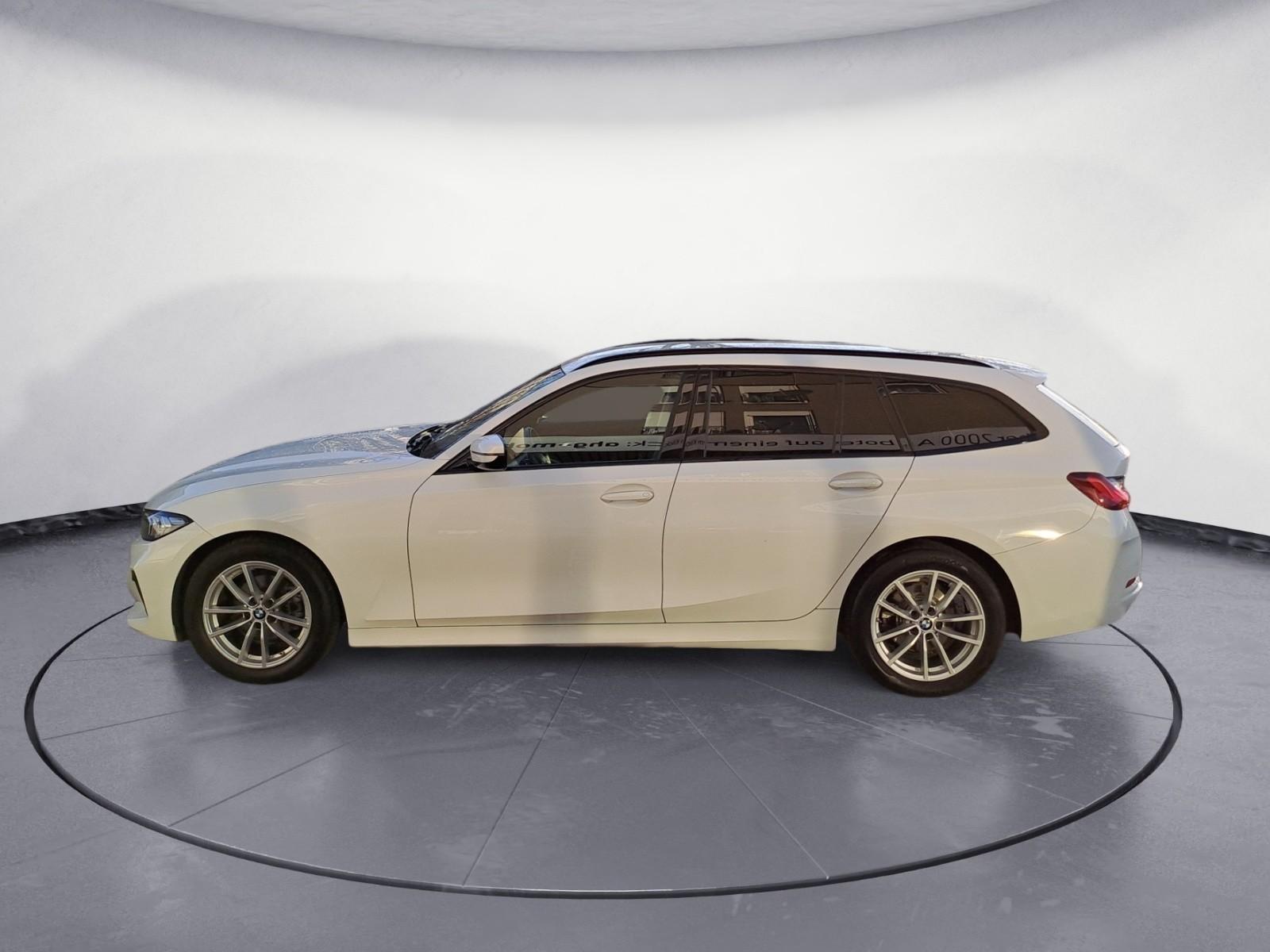 BMW 318d Touring Auto *Navi*Komfortzugang*SHZ*LED*DA