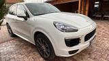Porsche Cayenne S Diesel 4.2 V8 | 385 PS | GTS-Optik Key - Porsche Cayenne: Ps