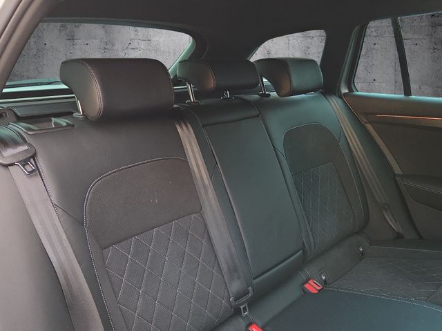 Superb Combi SPORTLINE 2.0 TSI DSG RFK AHK