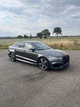 Audi RS3 8V*2 Hand* Pano* S-Sitze* Sport-AGA - Audi RS3 8PA