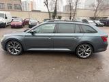 Skoda Superb Sport 4X4/StandH./Acc/Panno/Alcan./Anhä. - Skoda Superb mit Anhängerkupplung