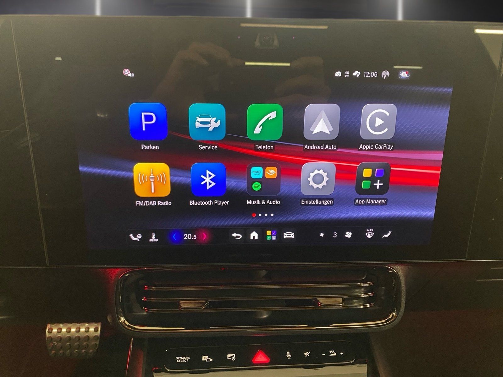Fahrzeugabbildung Mercedes-Benz CLA 200 AMG*Distro*360°*MultiBeam*Night*Pano*LED