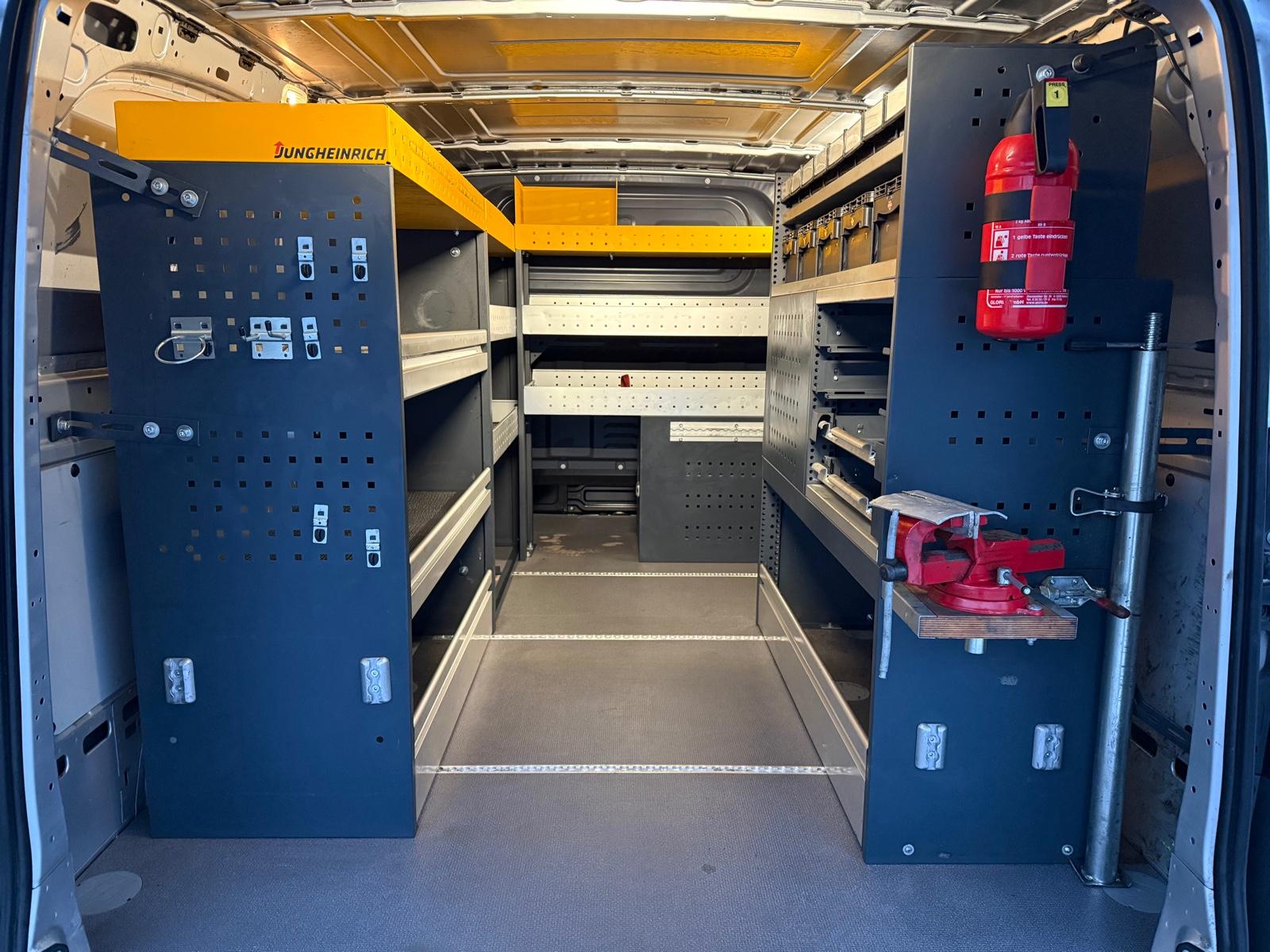 Mercedes-Benz Vito LANG Werkstattausstattung Klima