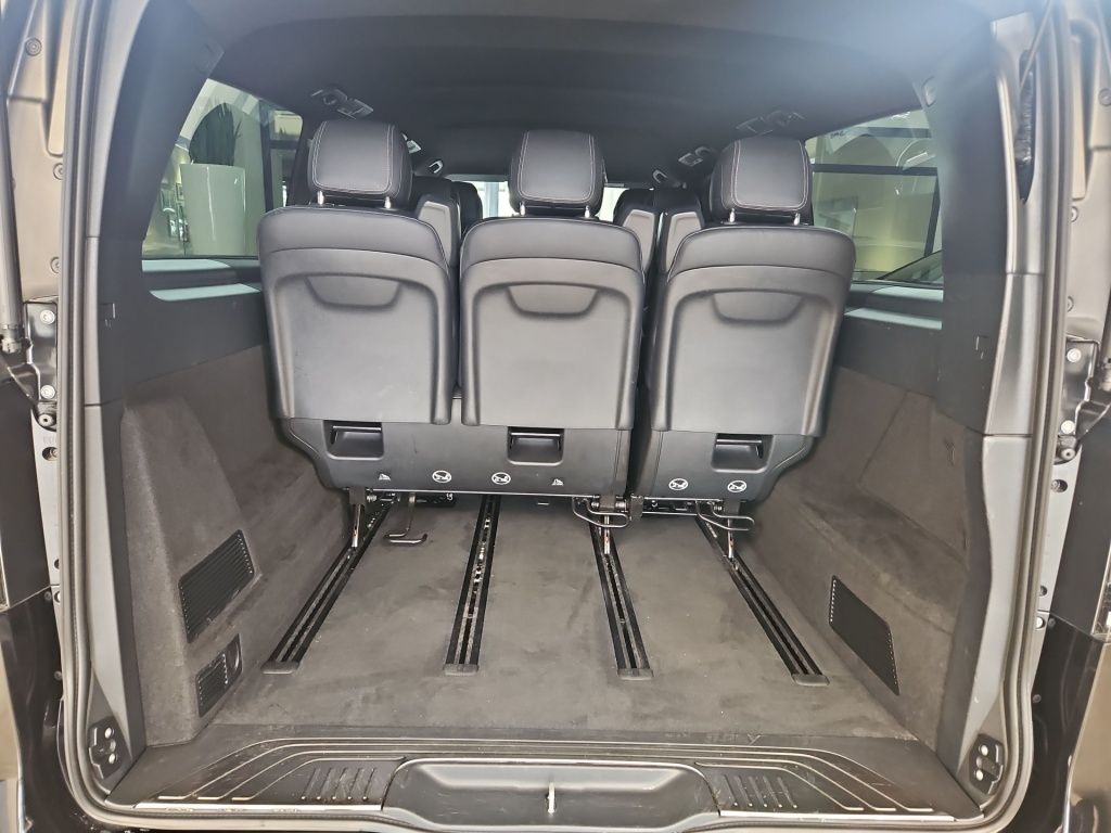 Fahrzeugabbildung Mercedes-Benz V 300 AVG extralang 8 Sitze STHZ AR ele.ST DISTR
