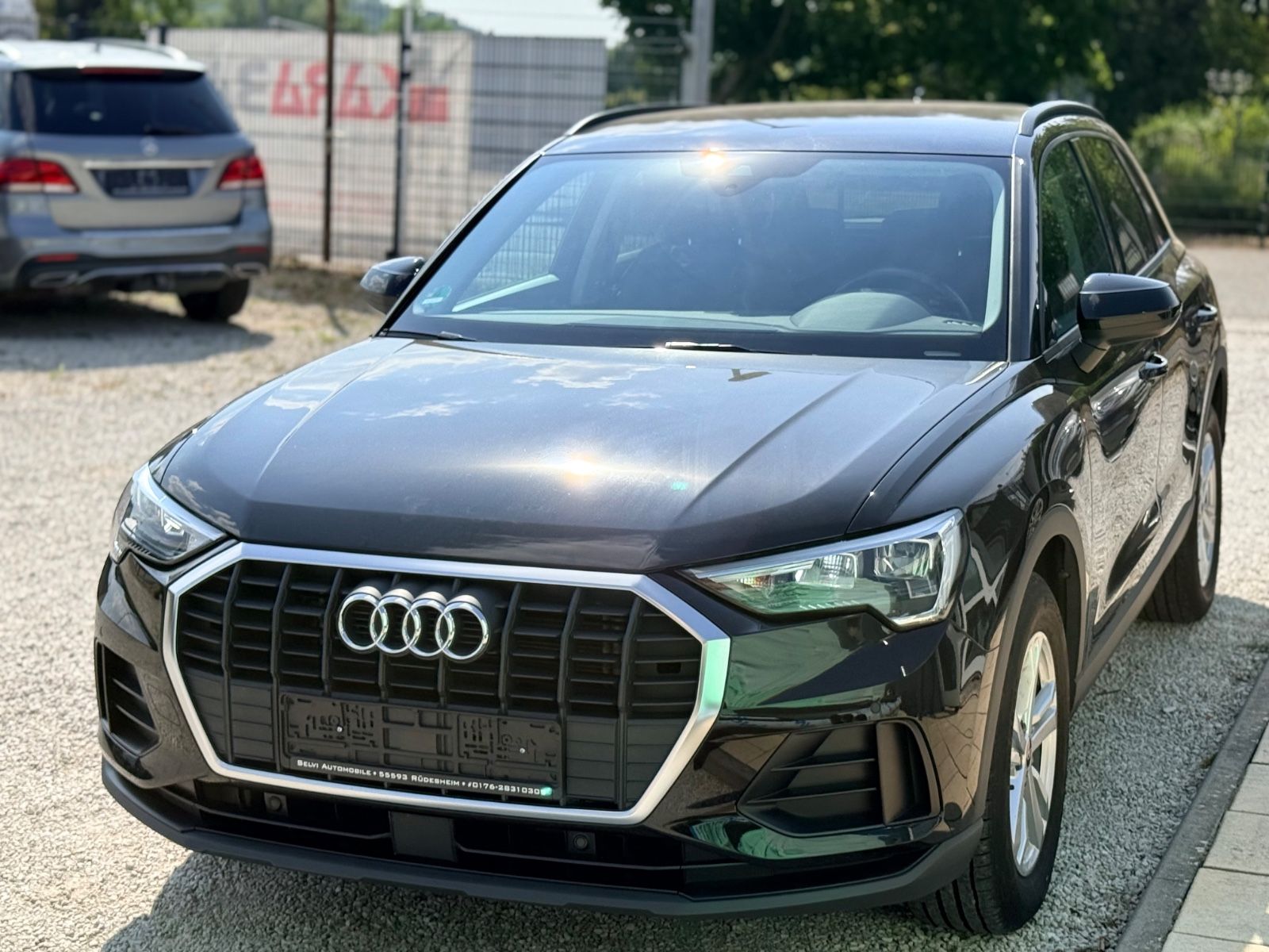 Audi Q3 - 1
