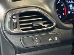 HYUNDAI i30 - Ansicht 17