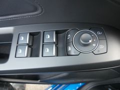 FORD Focus Lim. ST-Line X*ACC*Kamera* FORD Focus Lim. ST-Line X*ACC*Kamera*