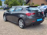 Alfa Romeo Giulietta 1.4 TB 16V MultiAir TCT Turismo*1.Hand - Alfa Romeo Giulietta: 1.4
