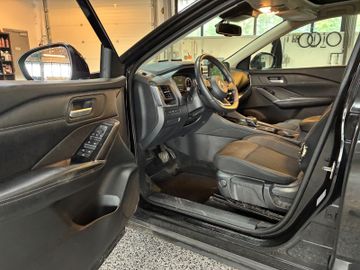 Nissan Qashqai - 12