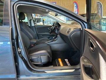 Seat Leon FR *Keyless*ACC*NAVI*2-Zonen*VirtualCockpit