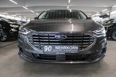 Fahrzeugabbildung Ford Focus Titanium X Turnier Automatik LED NAVI CAM