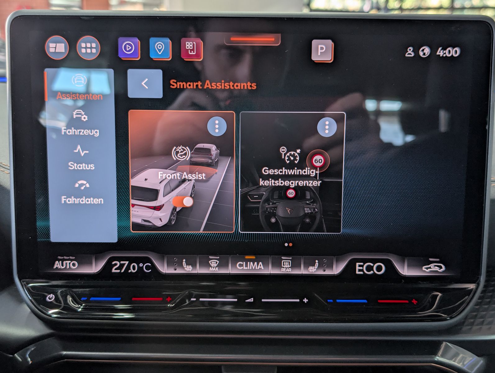 Fahrzeugabbildung CUPRA Leon 1.5 e-Hybrid PLUG-IN LED INTELIG-DRIVE EDGE