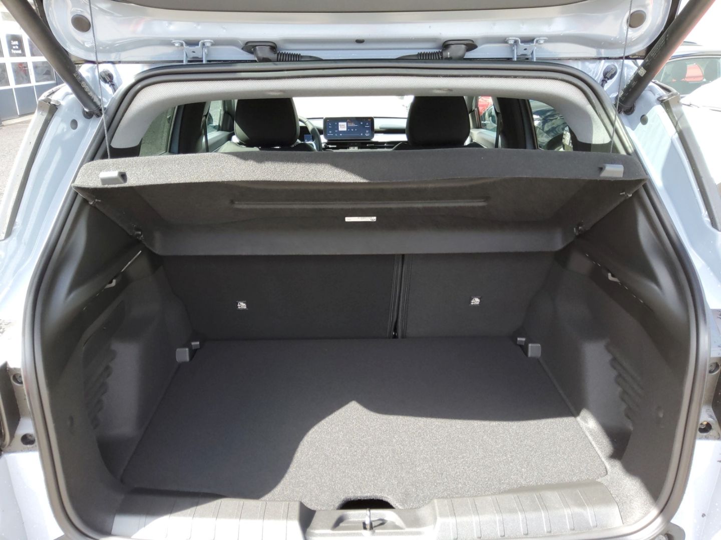 Fahrzeugabbildung Jeep Avenger Summit Sonderlack SHZ, 360°Sensoren, Key