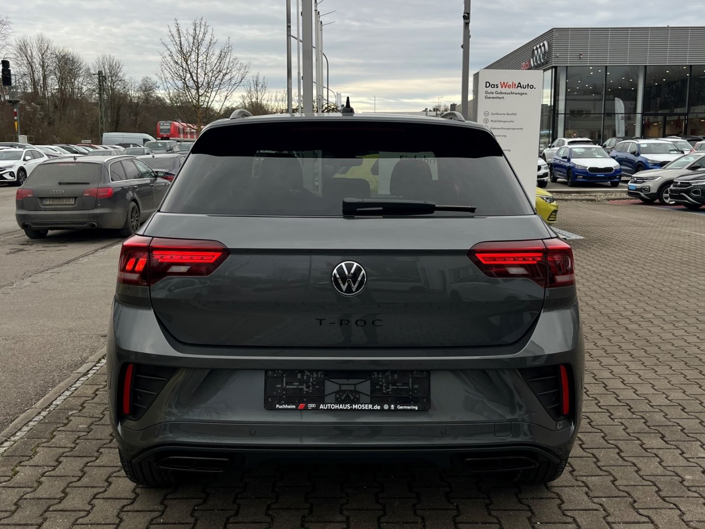 T-Roc 1.5TSI DSG R-Line NAVI*KAMERA*APP*ACC*LED!