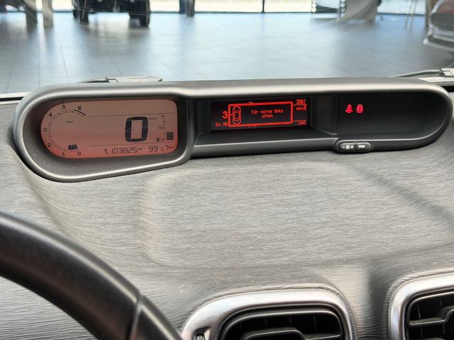 Fahrzeugbild 15