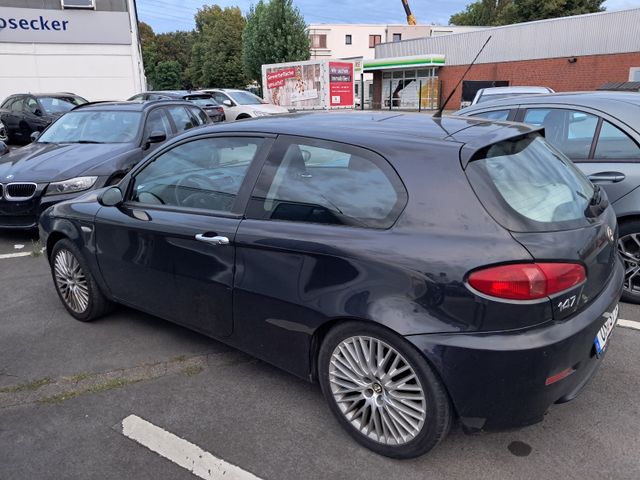 Alfa Romeo 147 1.6 TS 16V Eco TS Corse