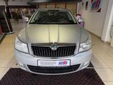 Skoda Octavia 1.8 TSI DSG L&K*NAVI*XENON*LEDER*S-HEFT! - Skoda Octavia mit Benzin-Antrieb: Limousine, 1.8