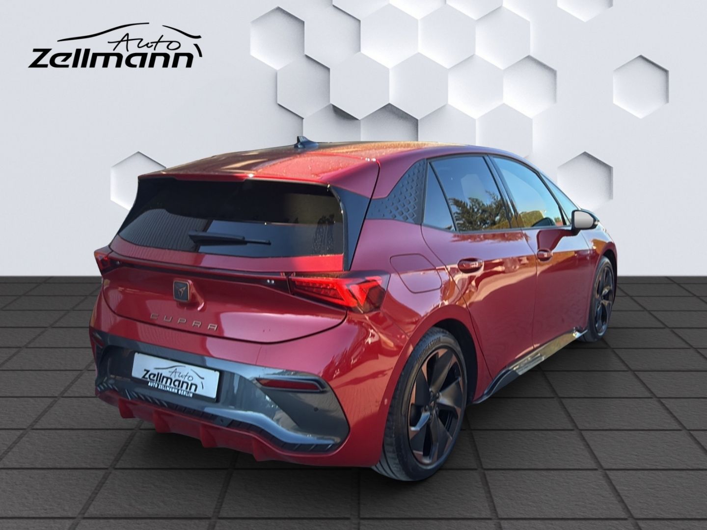 Born 150kW LED ACC 360°Kamera ParkLenkAssist Sit