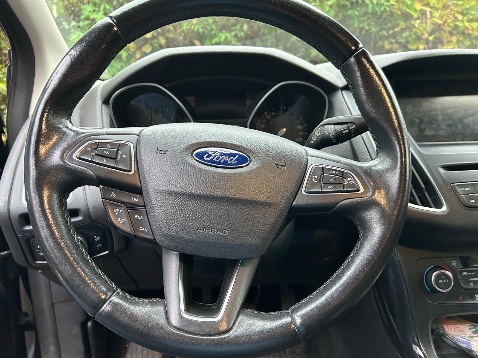 Ford Focus 2015 — photo 7