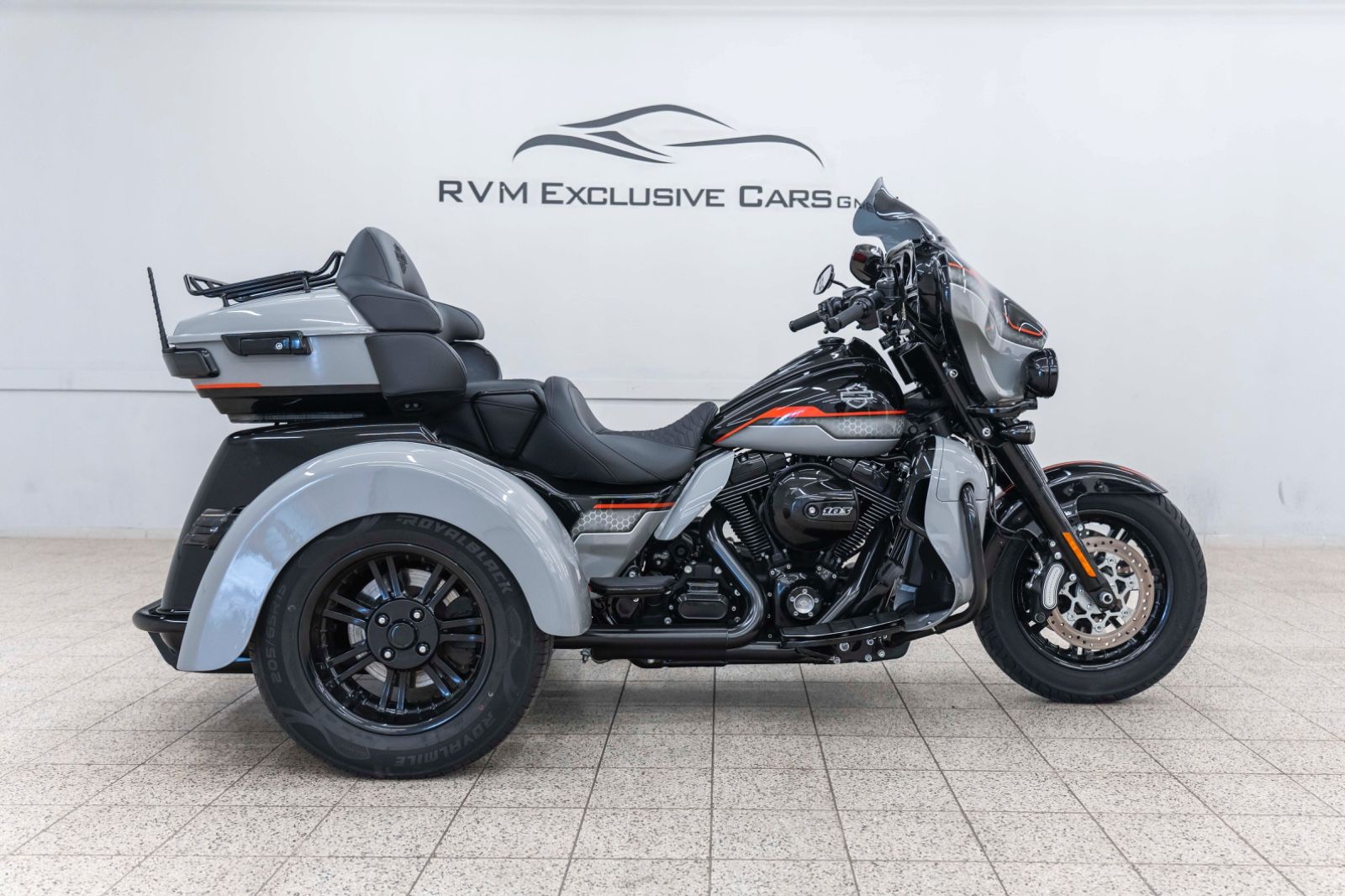 Fahrzeugabbildung Harley-Davidson FLHTCUTG TRI GLIDE ULTRA