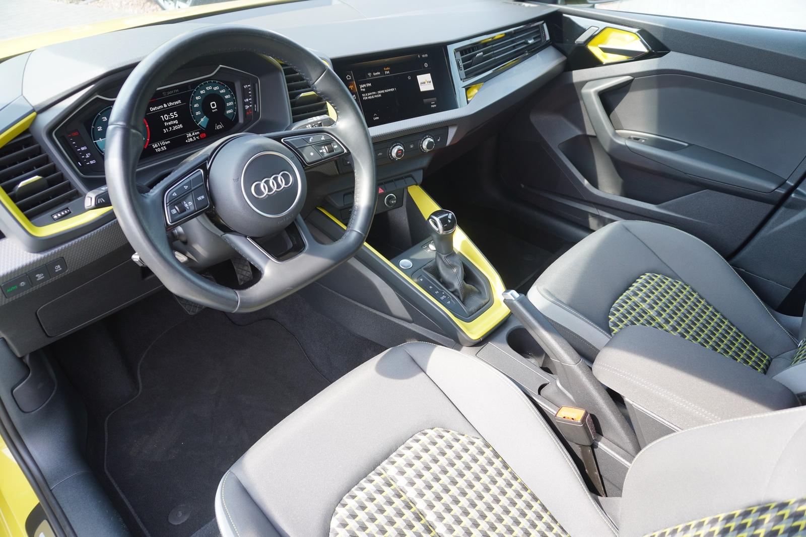 Audi A1 SB 30 1.0 TFSI S-Line LED Keyless Bluetooth