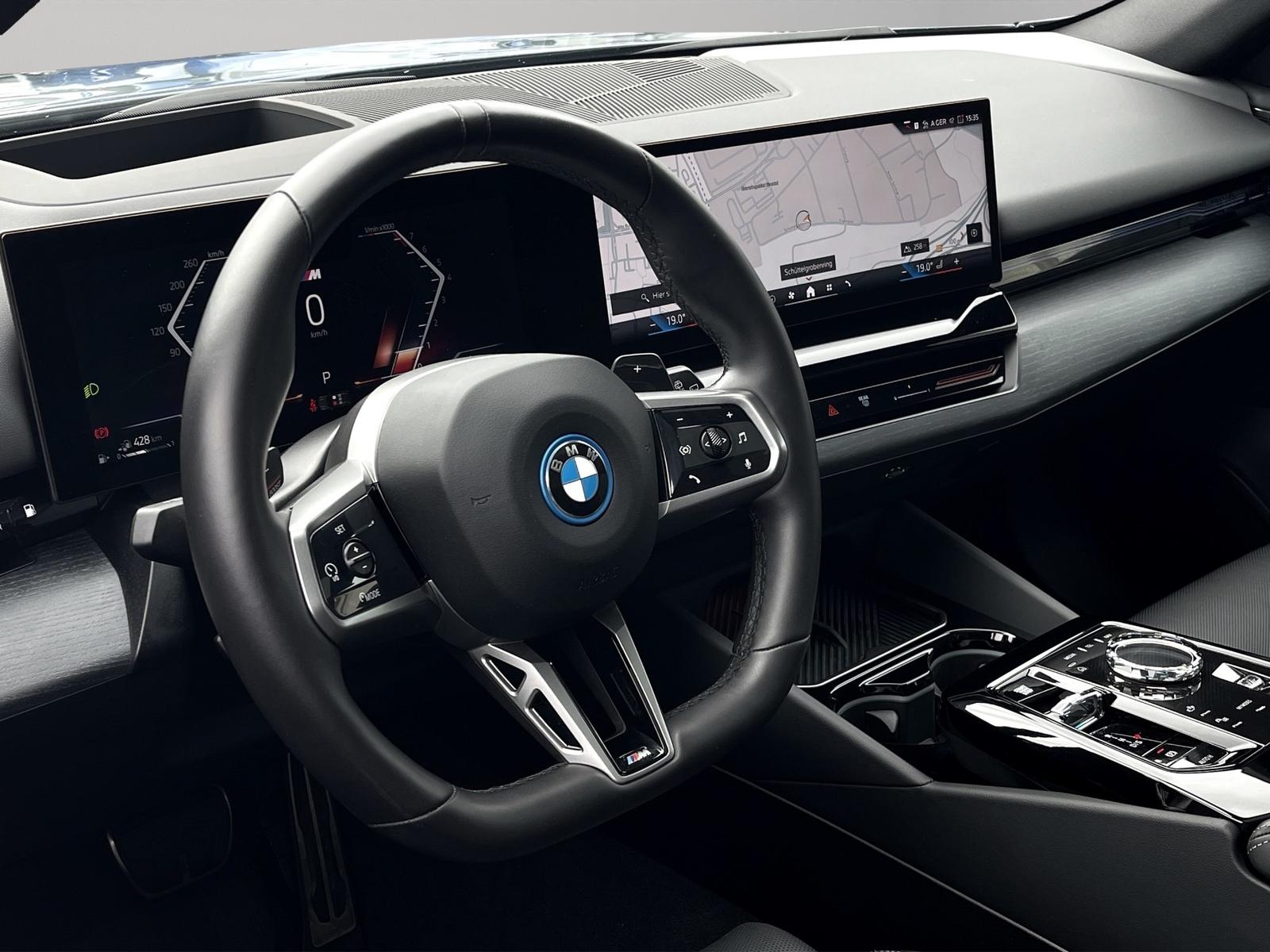 BMW 530e xDrive Touring G61 °M SPORTPAKET PRO° UPE 1