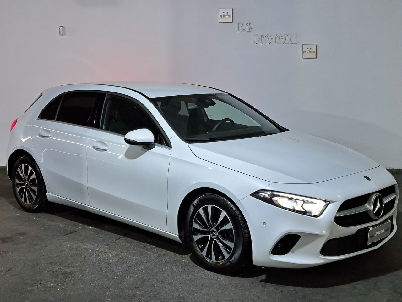 MERCEDES-BENZ Mercedes-benz A 180 A 180 d Automatic Premium