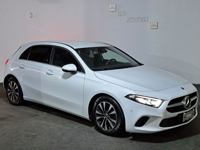 MERCEDES-BENZ Mercedes-benz A 180 A 180 d Automatic Premium