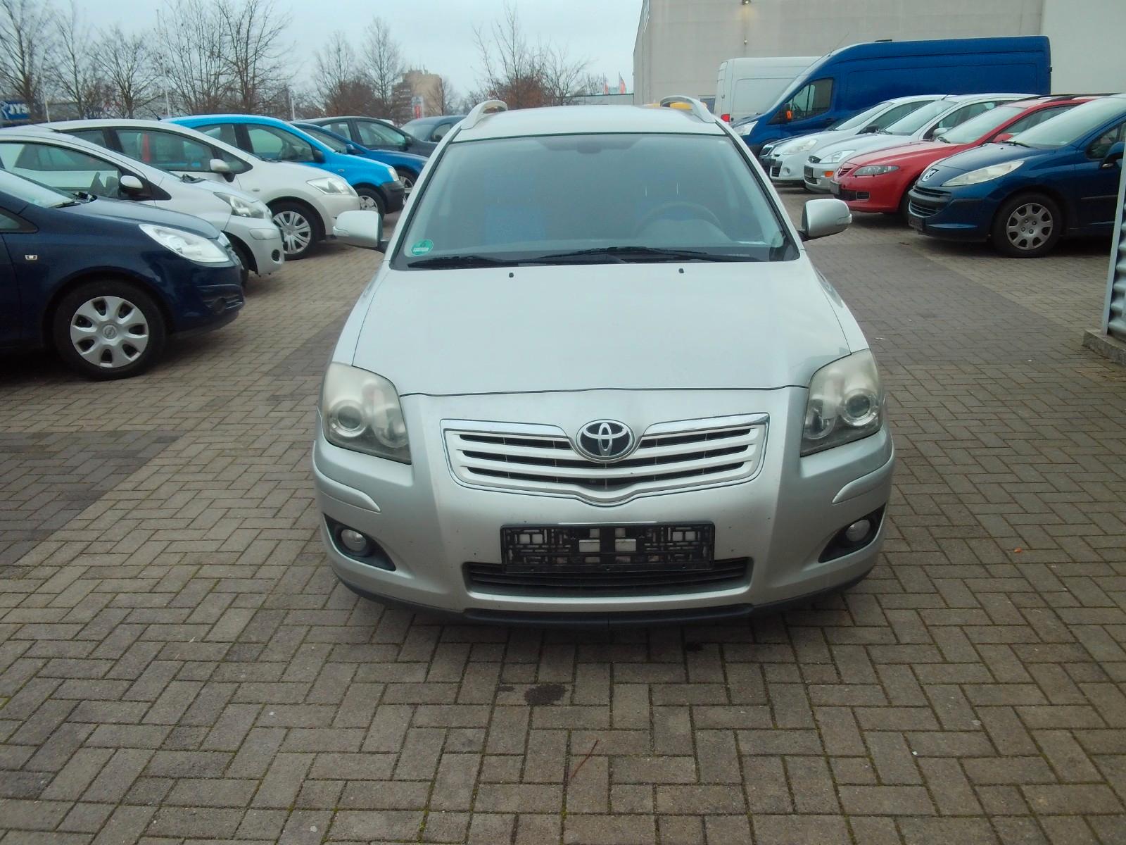 Toyota Avensis Kombi 1.8 Sol